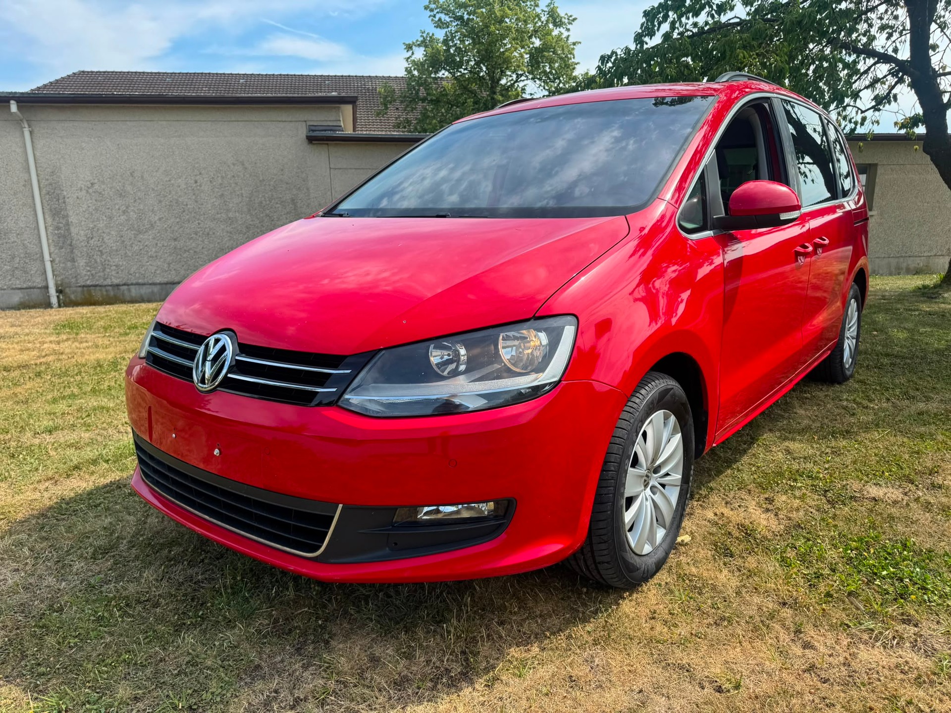 VW Sharan 2.0 TDI BMT Comfortline 4Motion-image-0