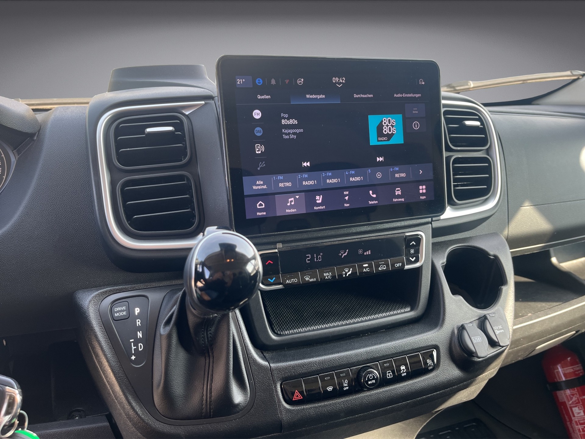 TOYOTA L3H2, Executive, 180 PS, Automat, Vollausstattung-image-9