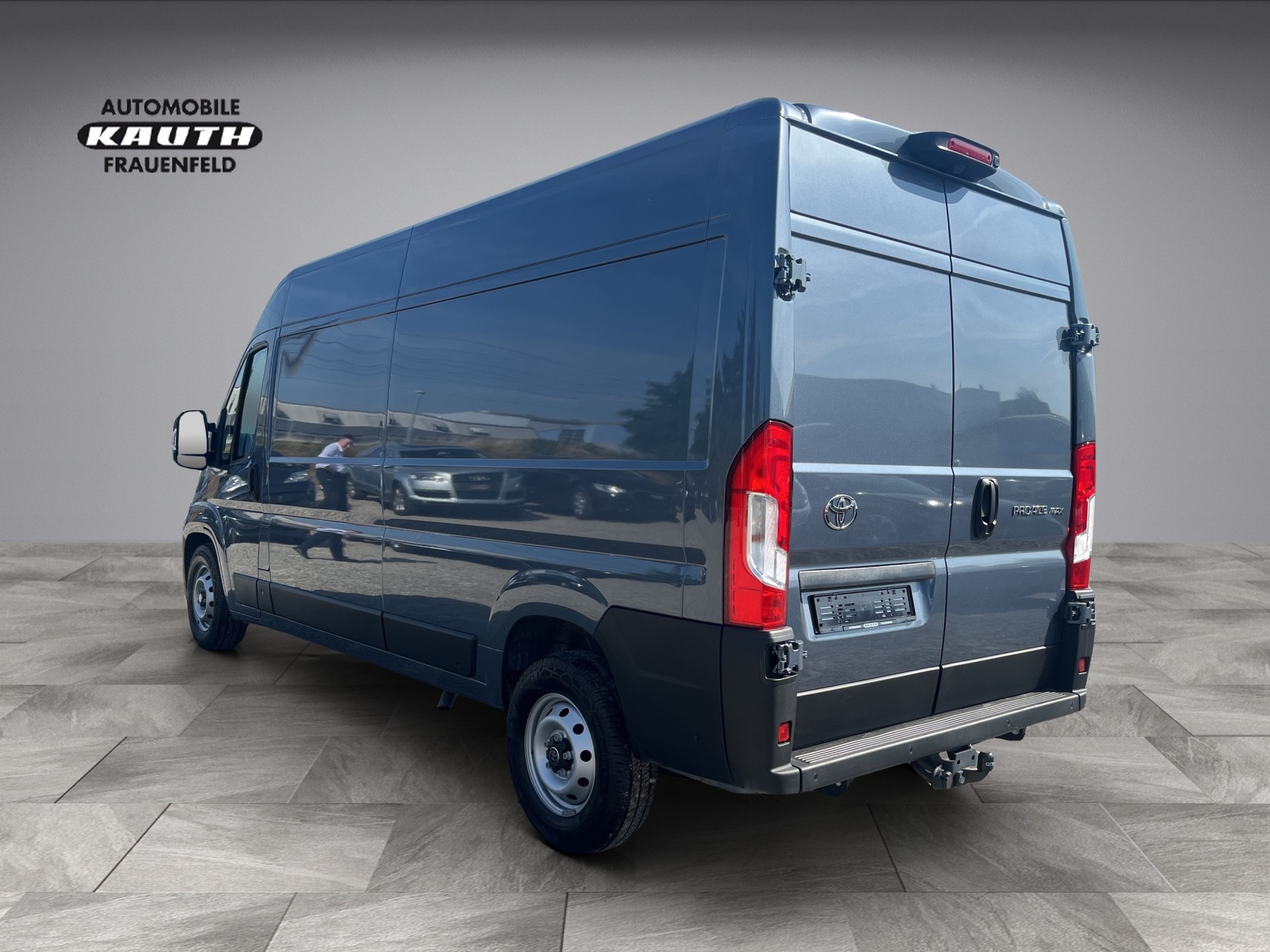 TOYOTA L3H2, Executive, 180 PS, Automat, Vollausstattung-image-2