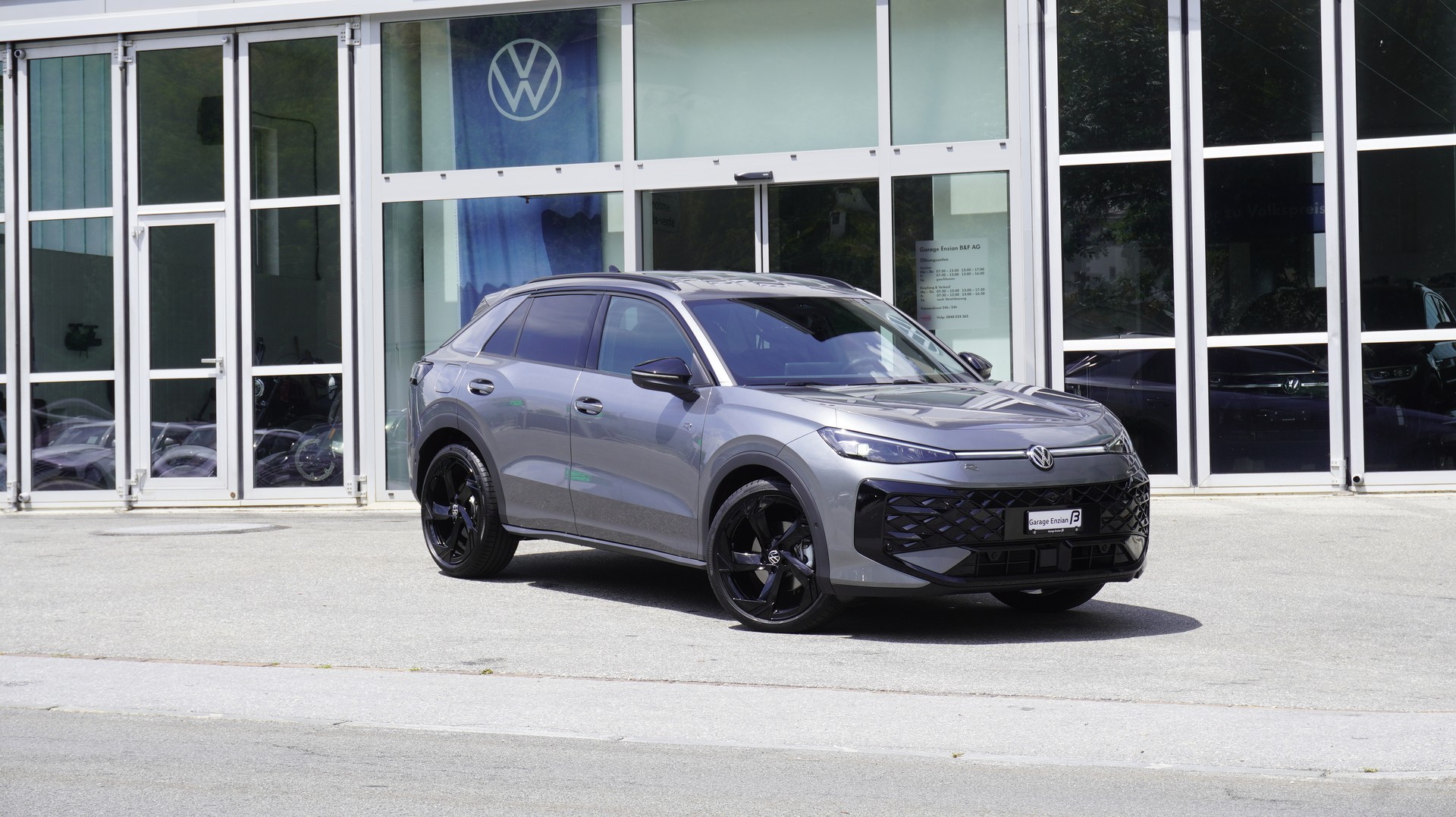 VW T-Roc 1.5 eTSI mHEV R-Line DSG-image-0