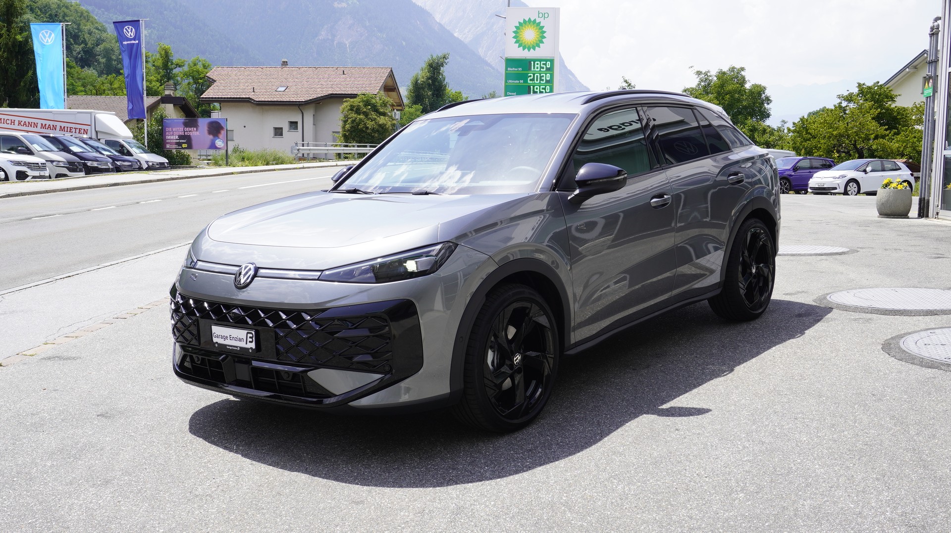 VW T-Roc 1.5 eTSI mHEV R-Line DSG-image-17