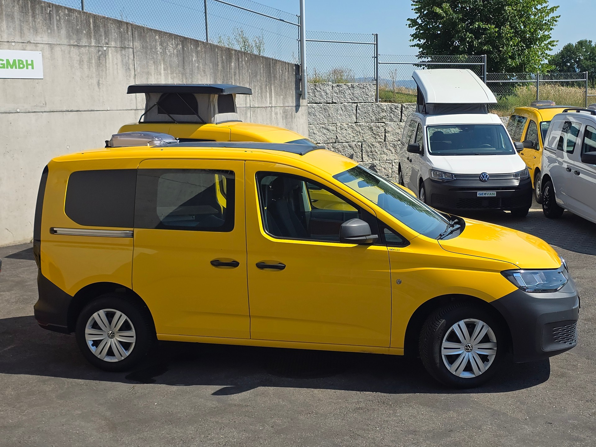 VW CADDY 2.0 TDI 122PS - neues Model - AlIrad - Klima - Fensterbus-image-1