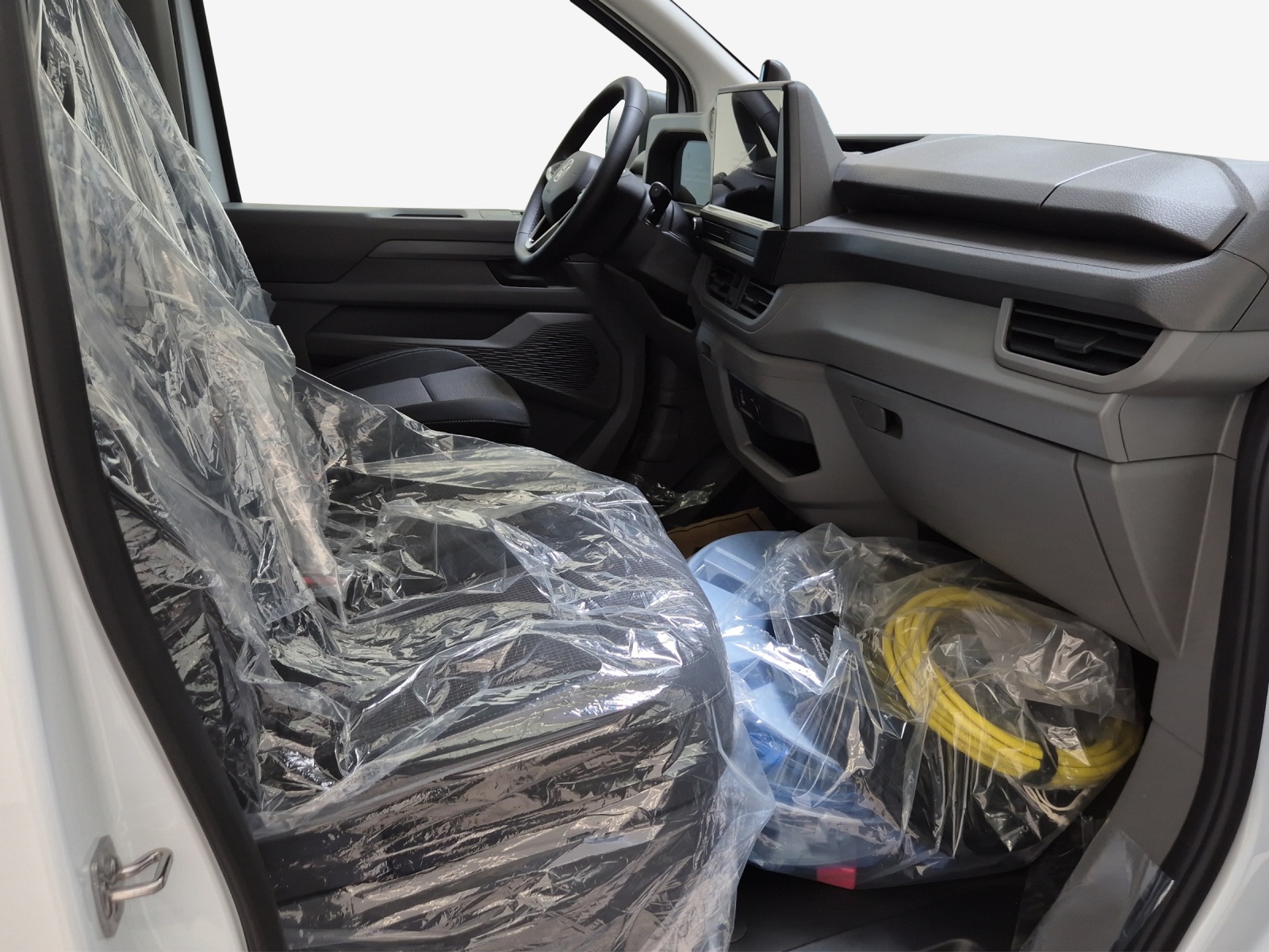 VW Transporter Plus 2.5 TSI e-Hybrid-image-8