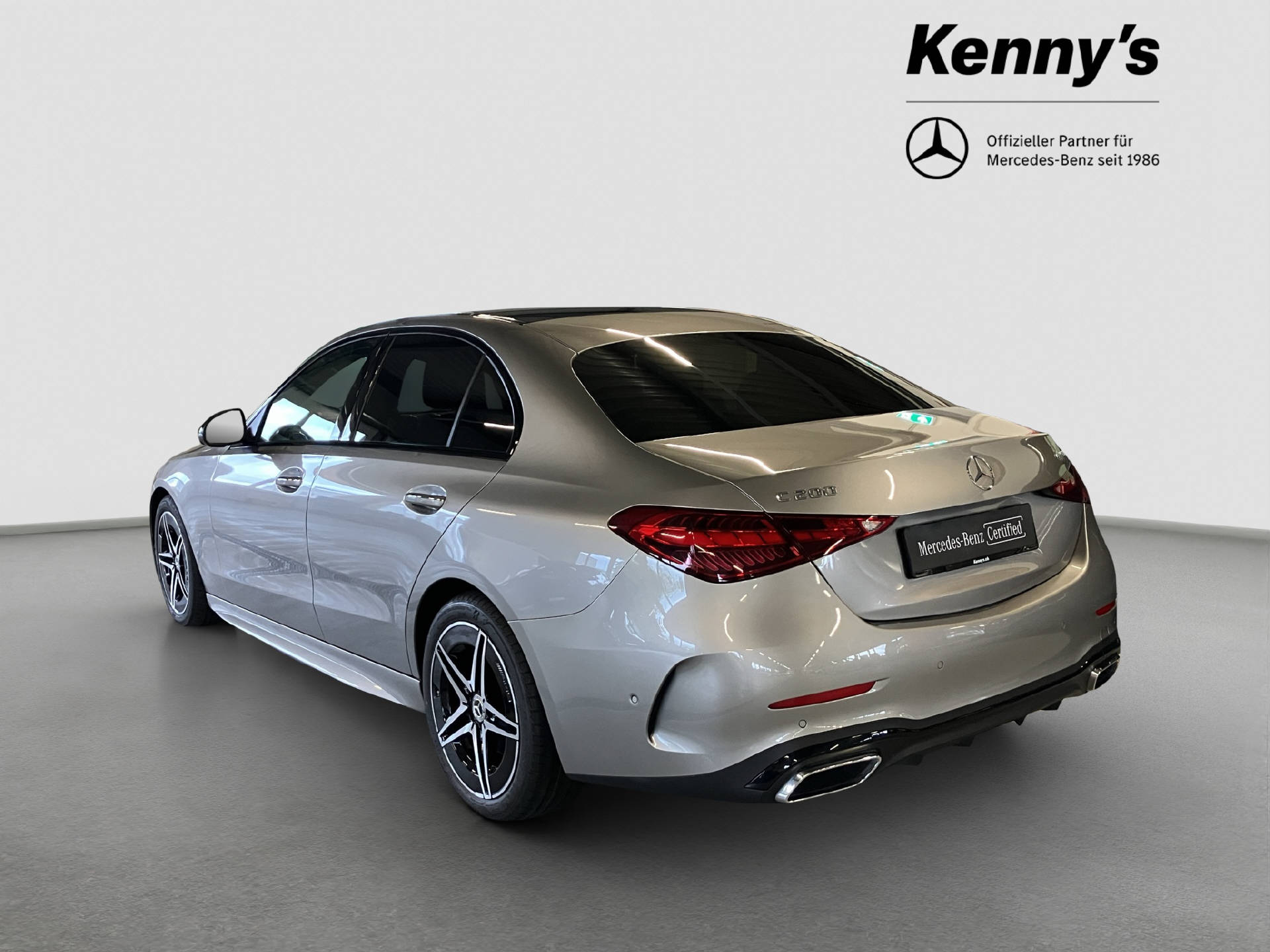 MERCEDES-BENZ C 200 AMG Line 4MATIC-showroom-element-3