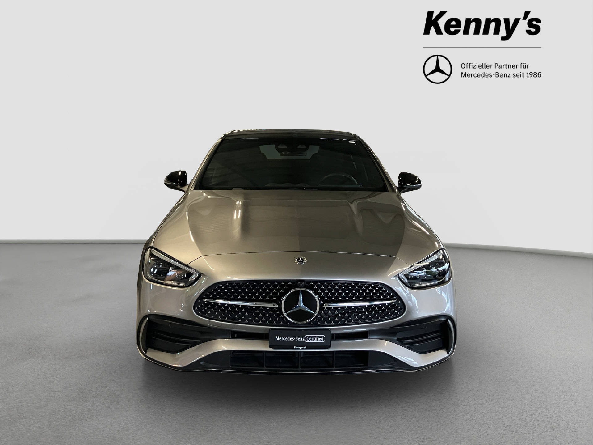 MERCEDES-BENZ C 200 AMG Line 4MATIC-showroom-element-1