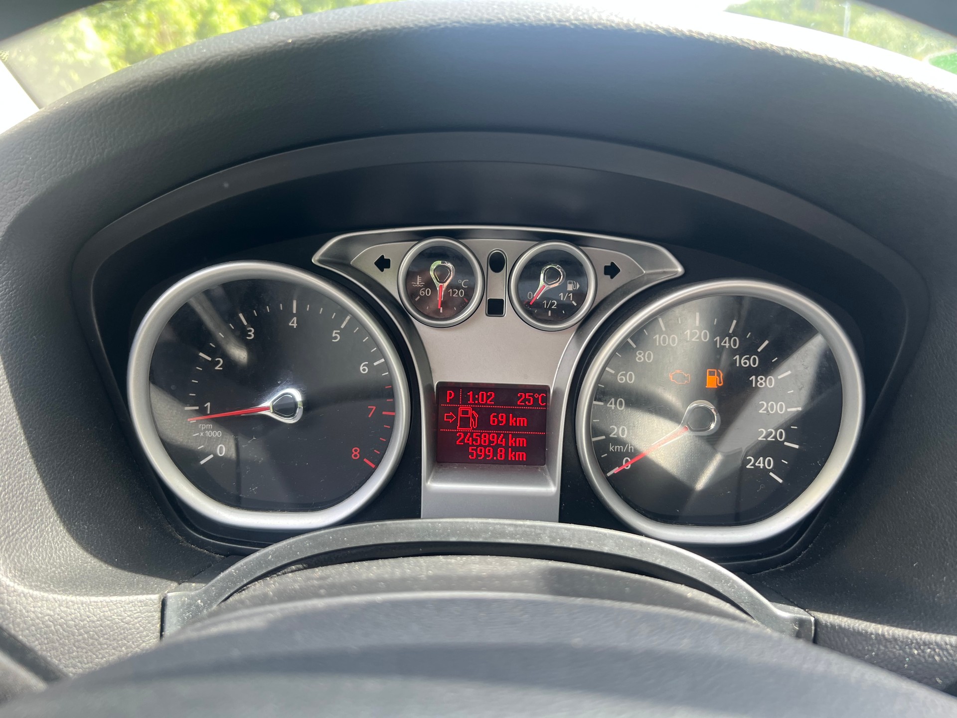 FORD Focus 2.0i Carving Automatic-image-12