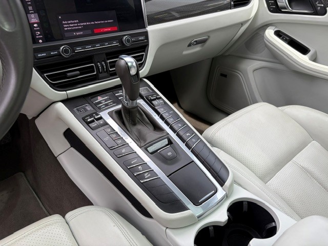 PORSCHE Macan 3.0 V6 S-image-9