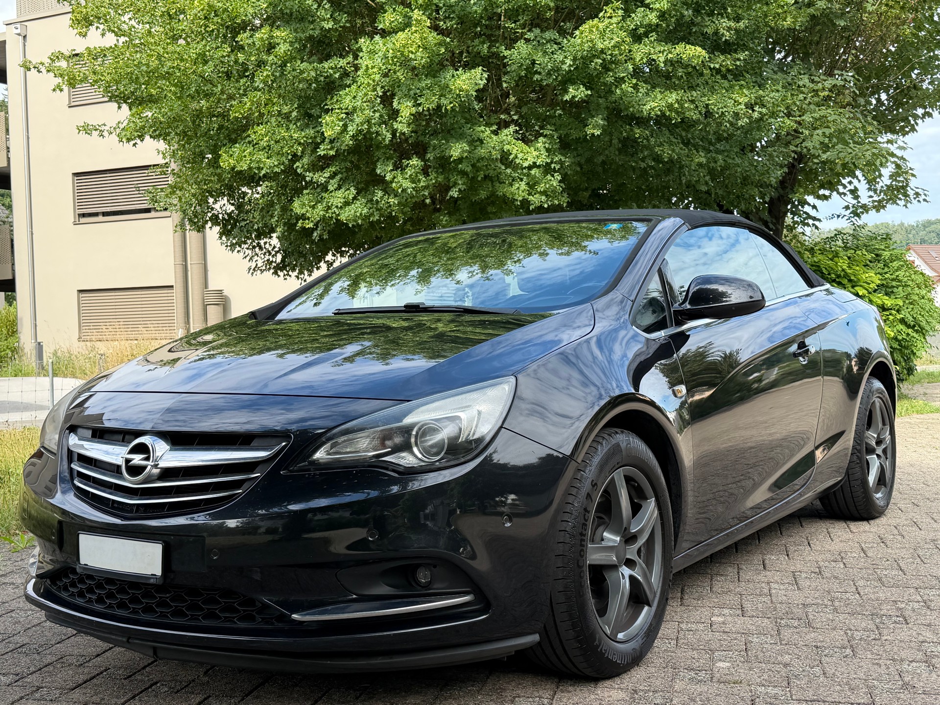 OPEL Cascada 1.6i 16V Cosmo-image-0