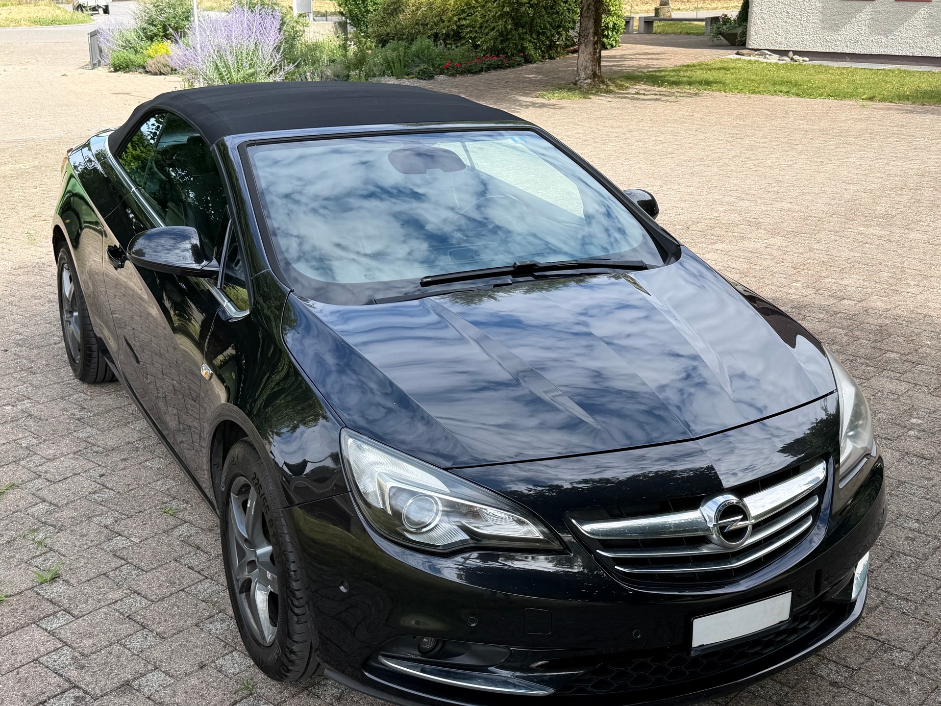 OPEL Cascada 1.6i 16V Cosmo-image-1