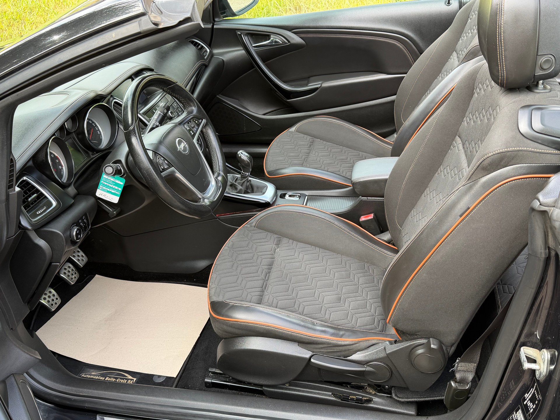 OPEL Cascada 1.6i 16V Cosmo-image-11