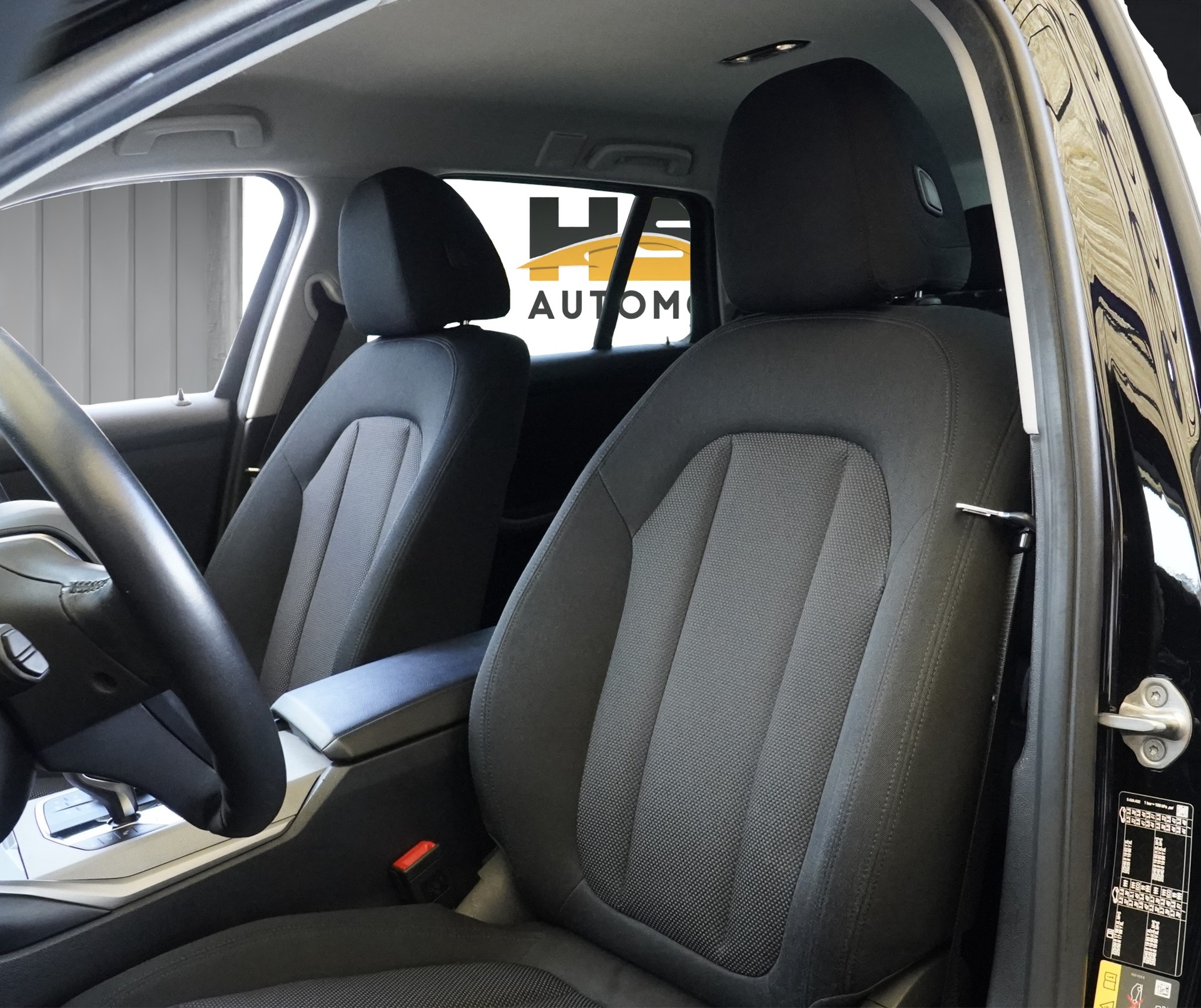 BMW 320e xDrive Touring Fleet Edition Steptronic *CH Fahrzeug*-image-10