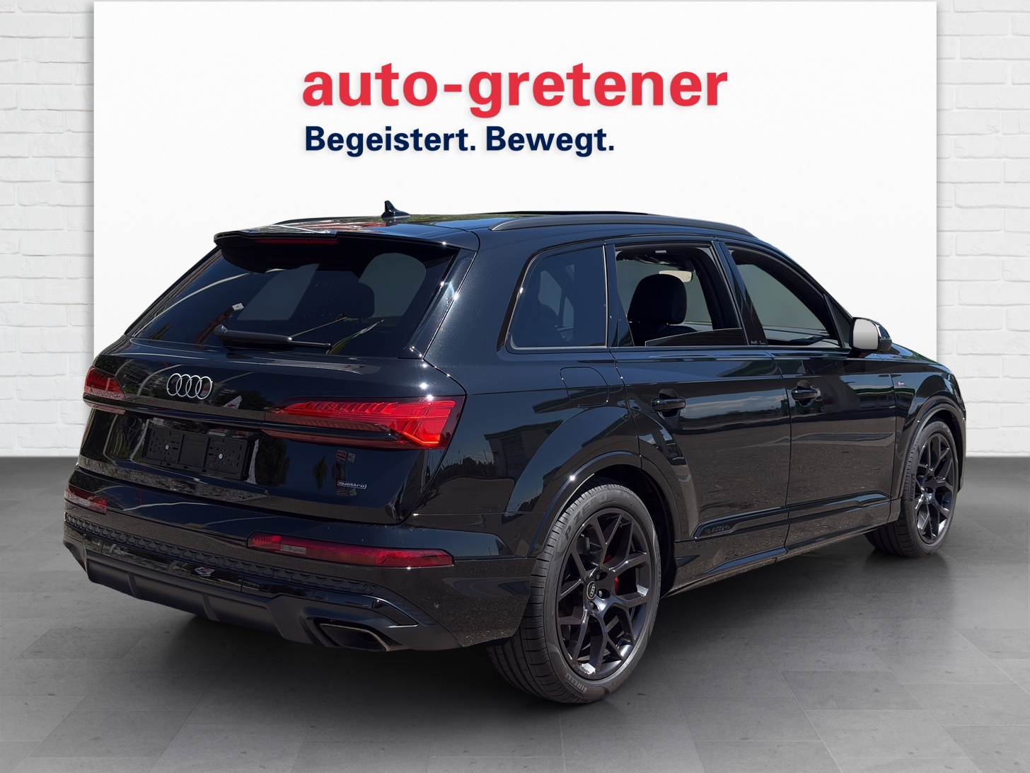 AUDI Q7 SUV 3.0 45 TDI S Line quattro T-Tronic-image-2