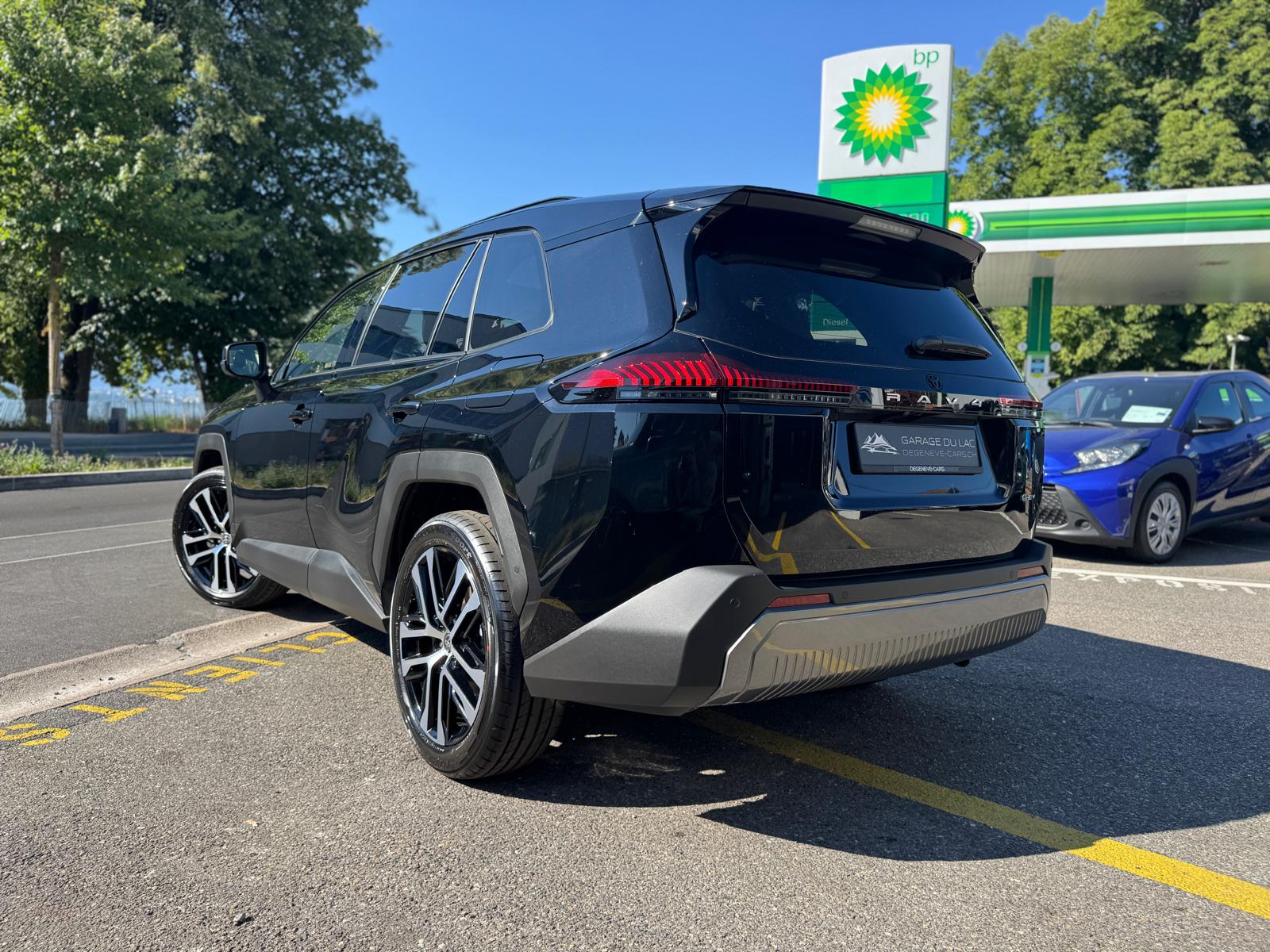 TOYOTA RAV-4 2.5 HSD Premium e-CVT AWD-image-2