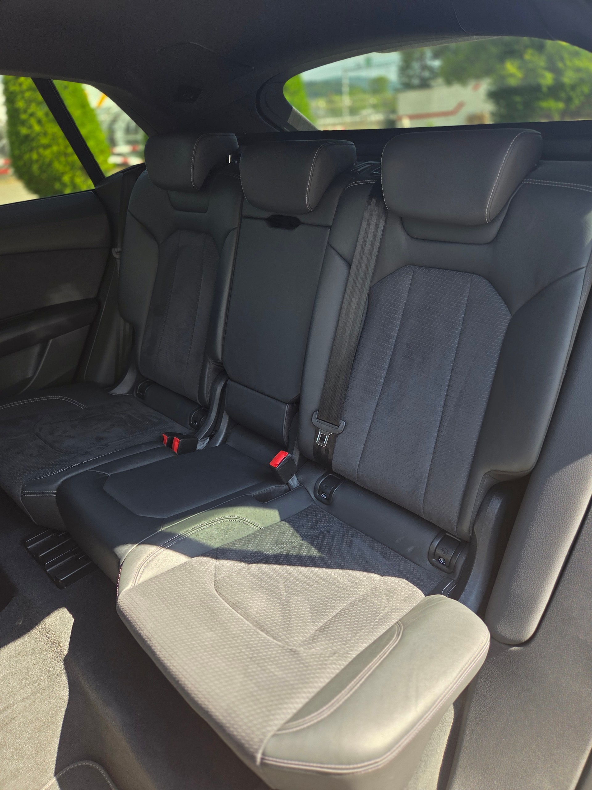 AUDI Q8 50 TDI quattro tiptronic-image-9