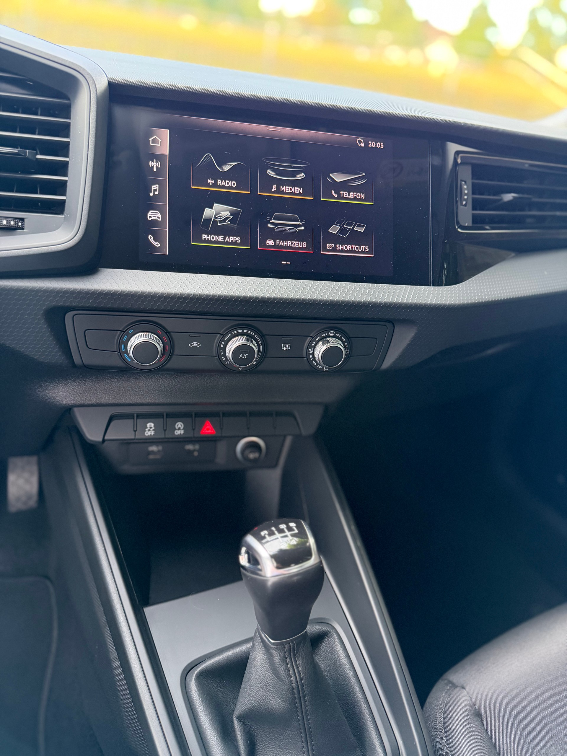 AUDI A1 Sportback 25 TFSI advanced/Ab MFK/Frisch ab Service/36 Monate Garantie/8 Fach/Digital Cockpit/Apple CarPlay/DAB+/Klima-image-12