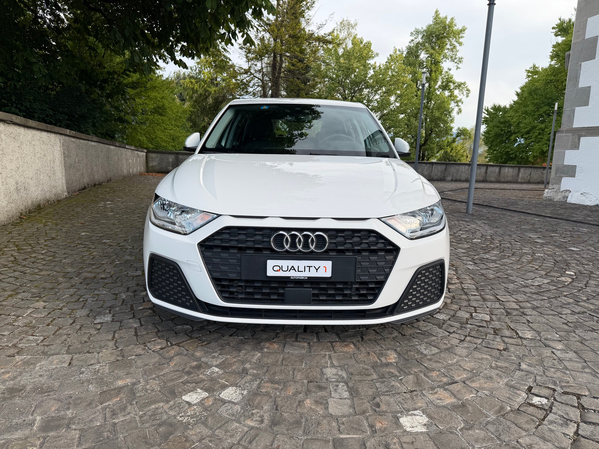 AUDI A1 Sportback 25 TFSI advanced/Ab MFK/Frisch ab Service/36 Monate Garantie/8 Fach/Digital Cockpit/Apple CarPlay/DAB+/Klima-image-1