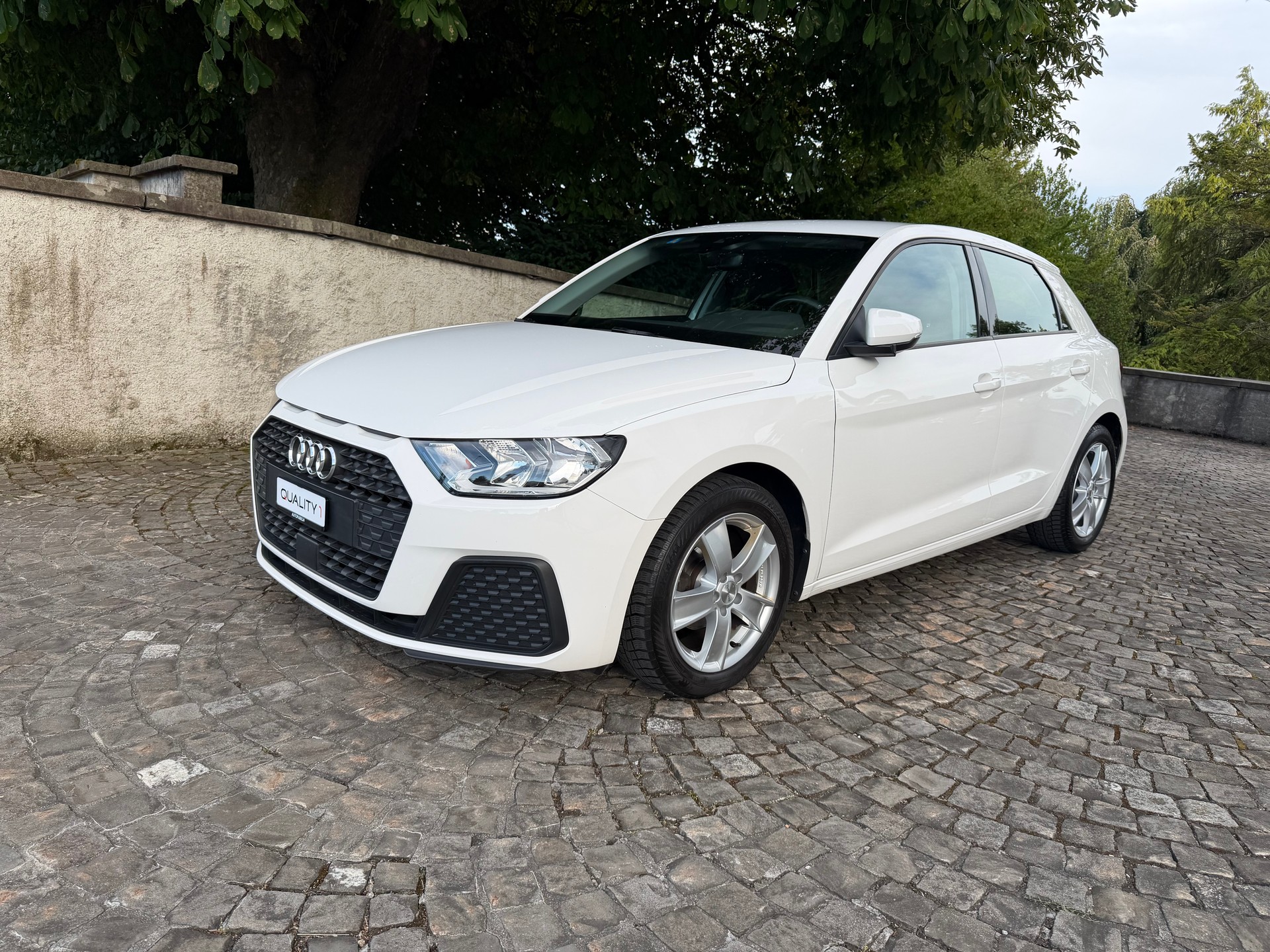 AUDI A1 Sportback 25 TFSI advanced/Ab MFK/Frisch ab Service/36 Monate Garantie/8 Fach/Digital Cockpit/Apple CarPlay/DAB+/Klima-image-0