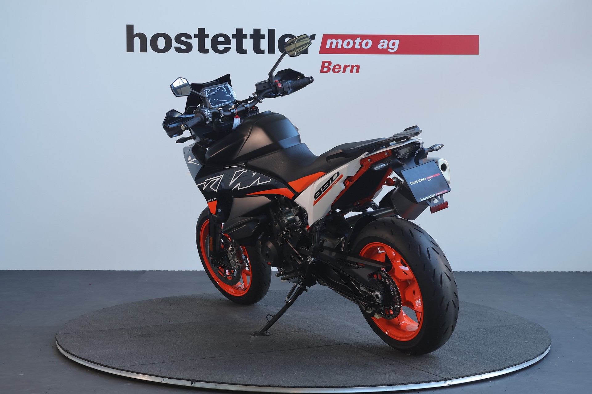 KTM 890 SMT-showroom-element-3