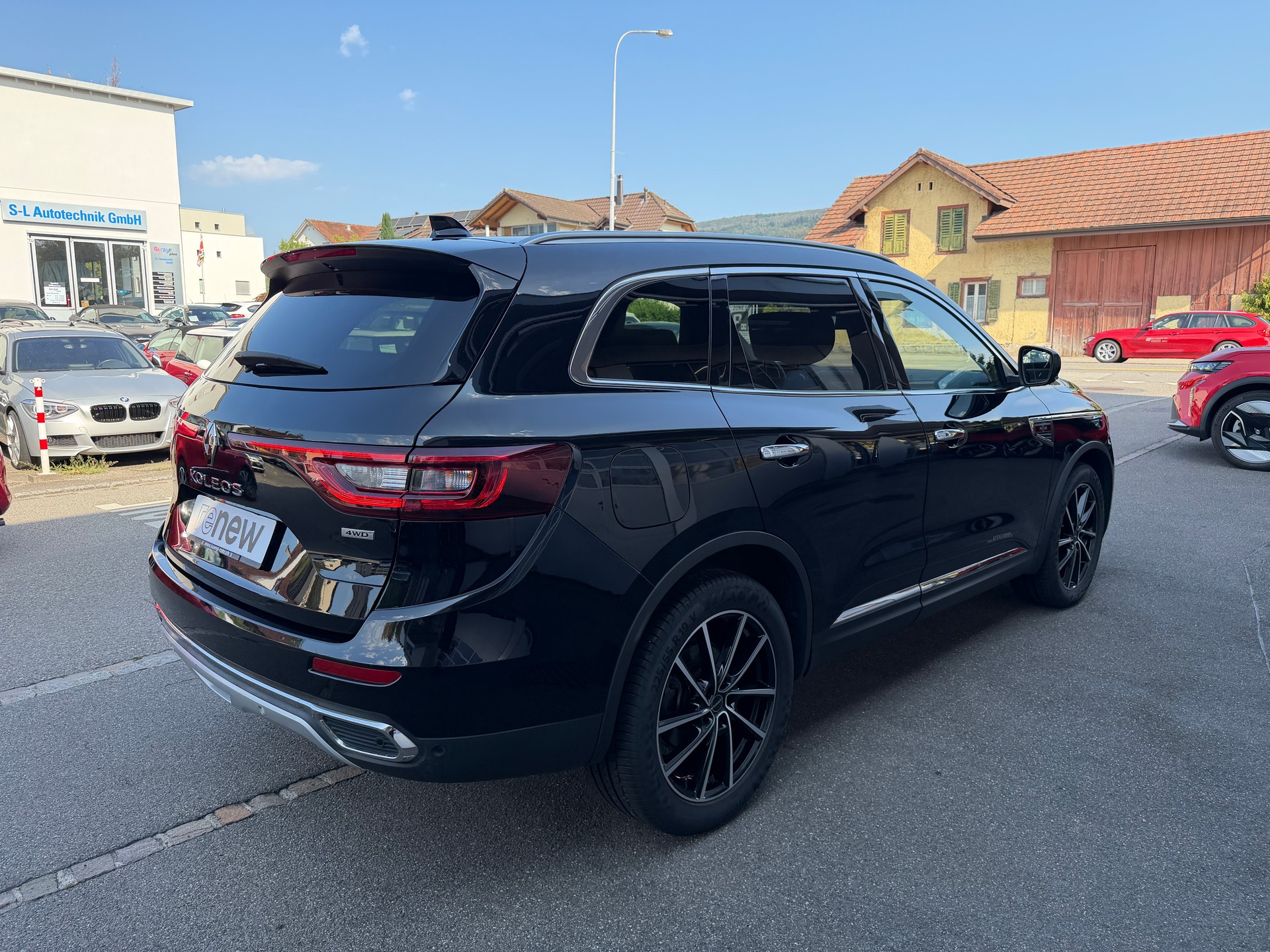 RENAULT Koleos 2.0 Blue dCi Initiale X-Tronic 4WD-image-3