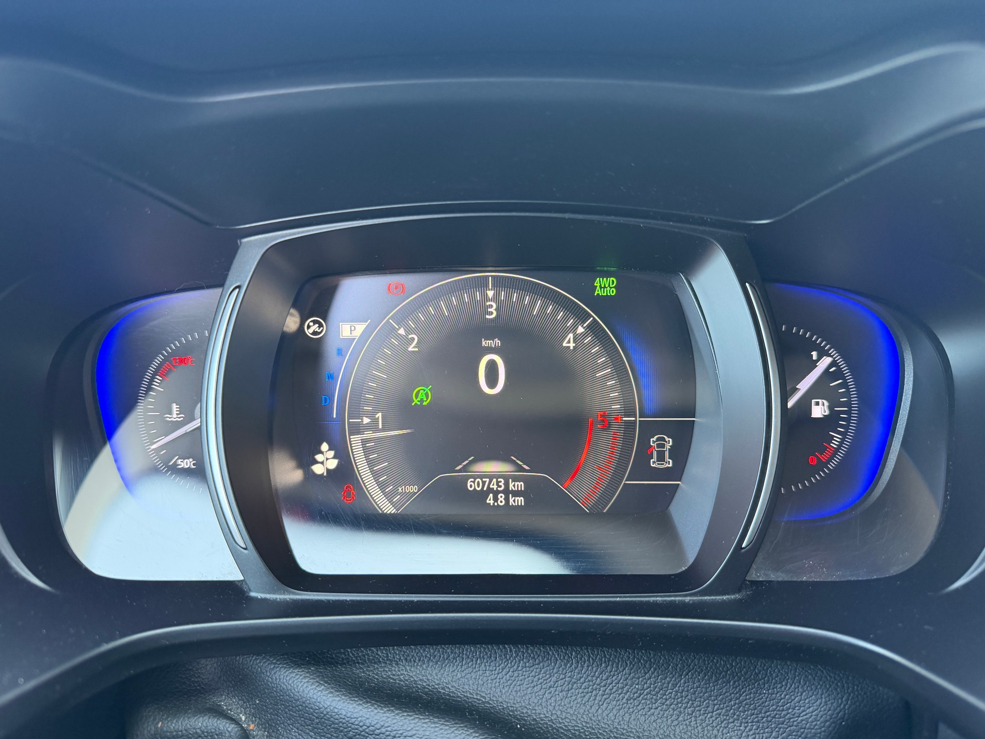RENAULT Koleos 2.0 Blue dCi Initiale X-Tronic 4WD-image-10