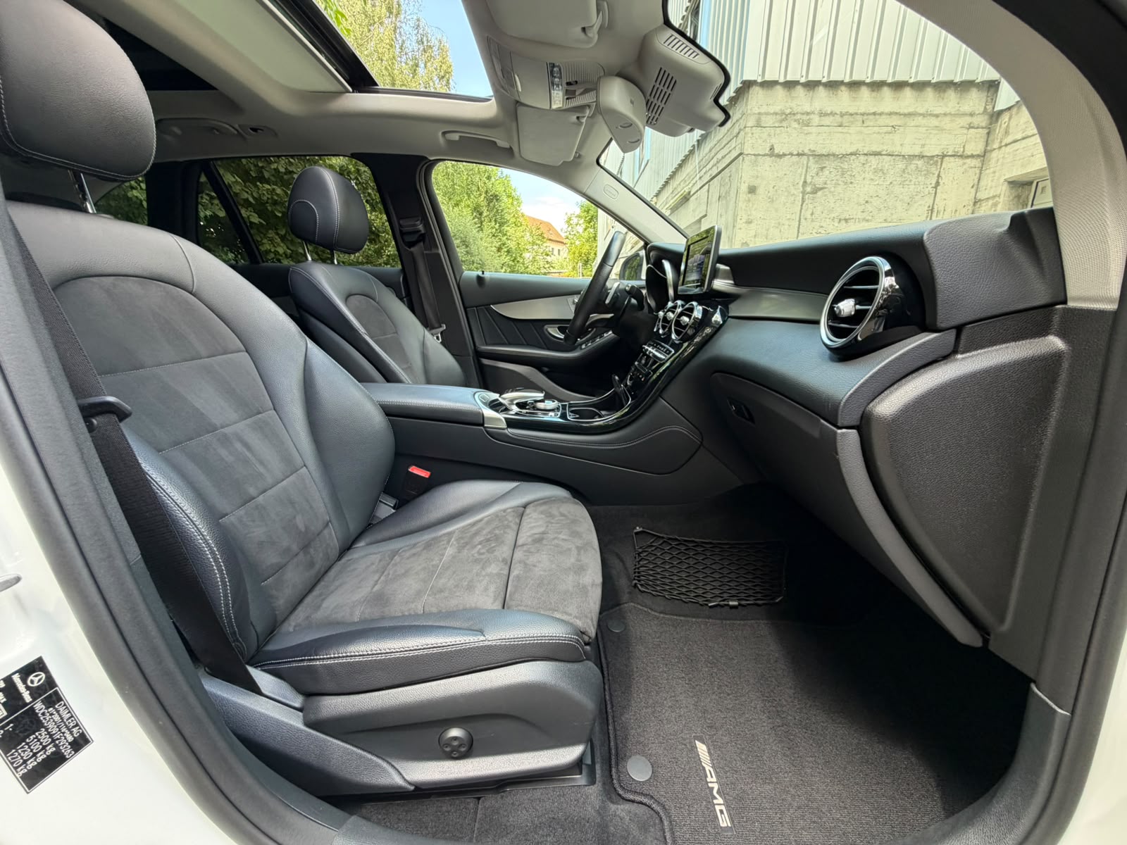 MERCEDES-BENZ GLC 250 d Exclusive 4Matic 9G-Tronic-image-15