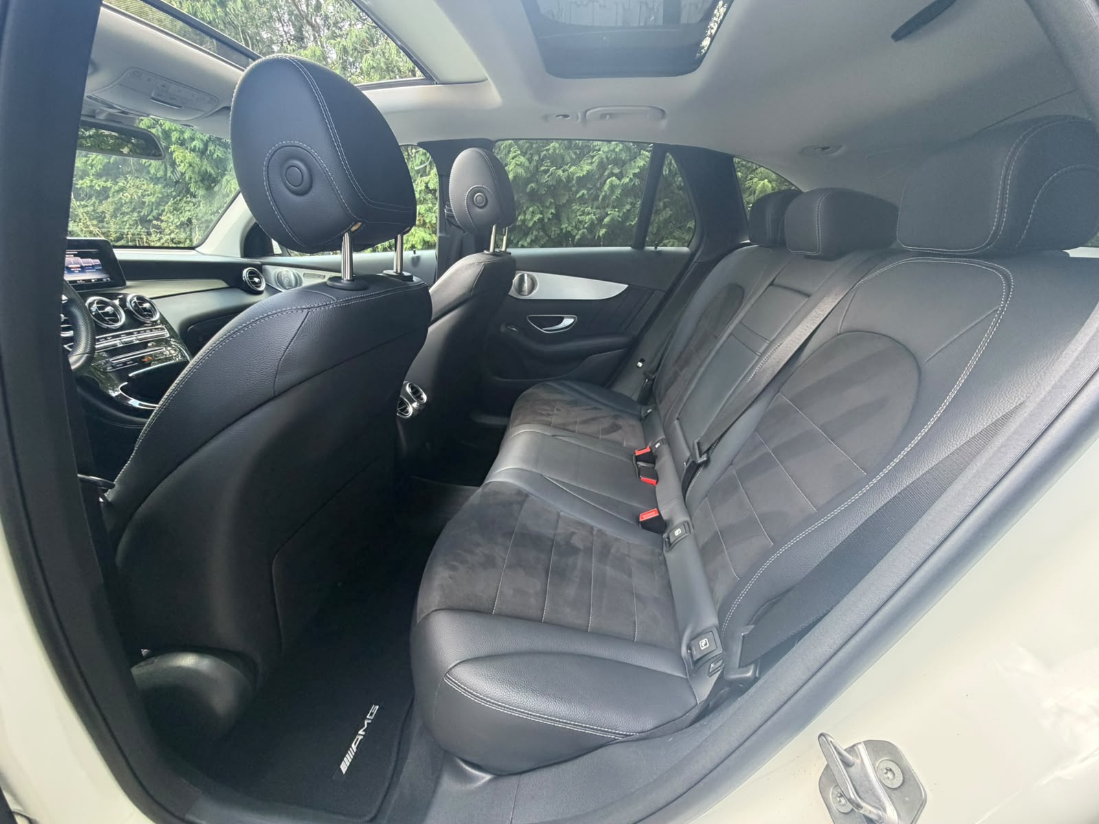 MERCEDES-BENZ GLC 250 d Exclusive 4Matic 9G-Tronic-image-11