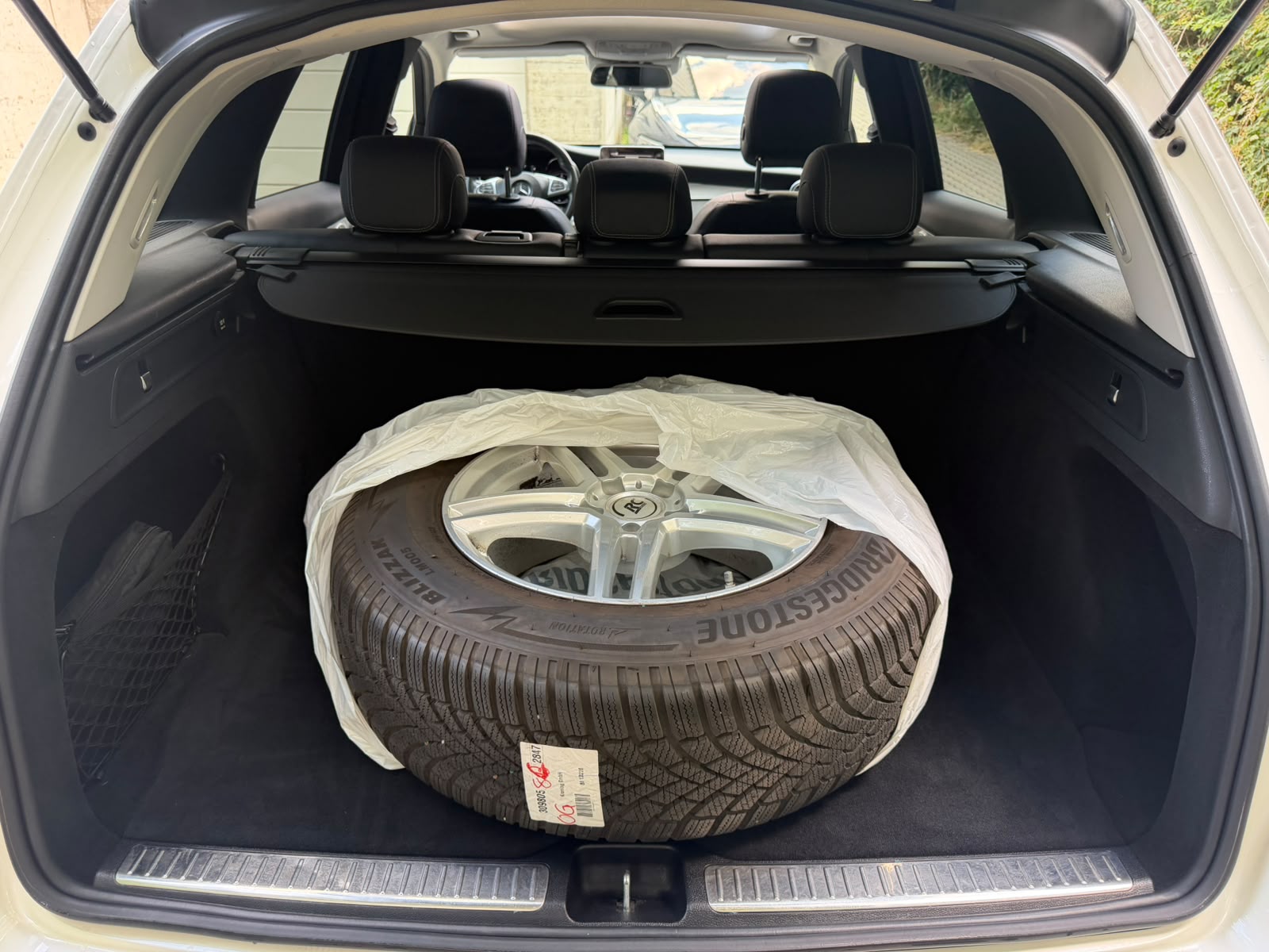 MERCEDES-BENZ GLC 250 d Exclusive 4Matic 9G-Tronic-image-12
