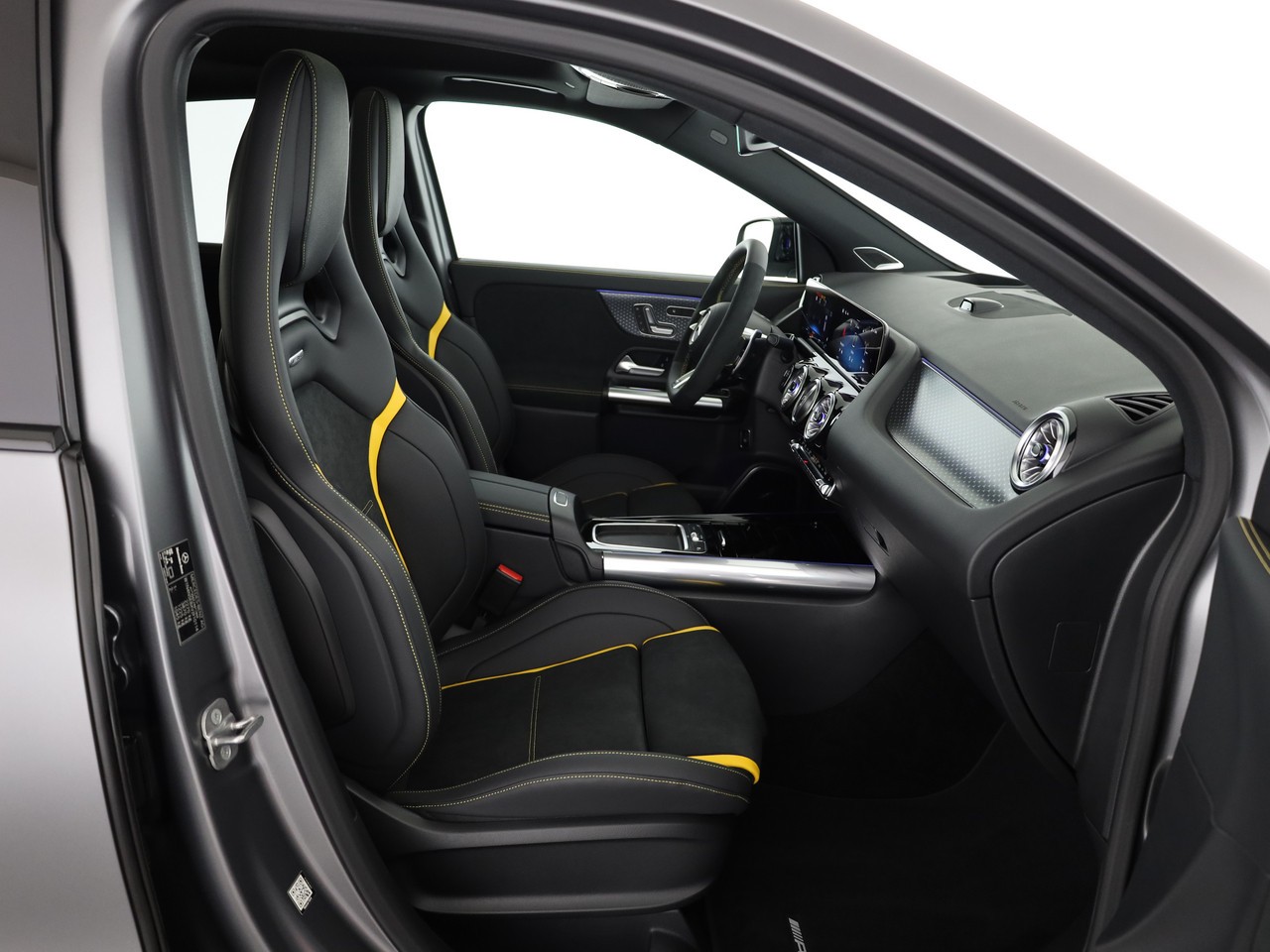 MERCEDES-BENZ GLA AMG 45 S 4Matic+ 8G-DCT-image-9