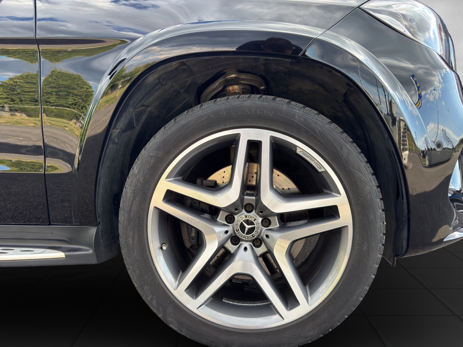 MERCEDES-BENZ GLS 350 d 4Matic 9G-TRONIC-image-16