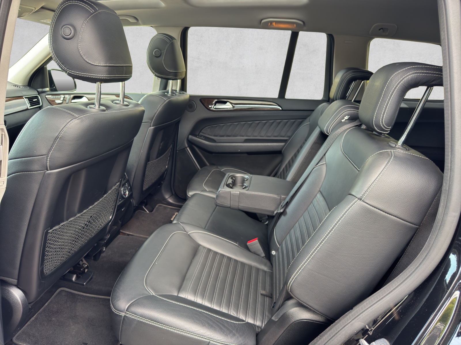 MERCEDES-BENZ GLS 350 d 4Matic 9G-TRONIC-image-12