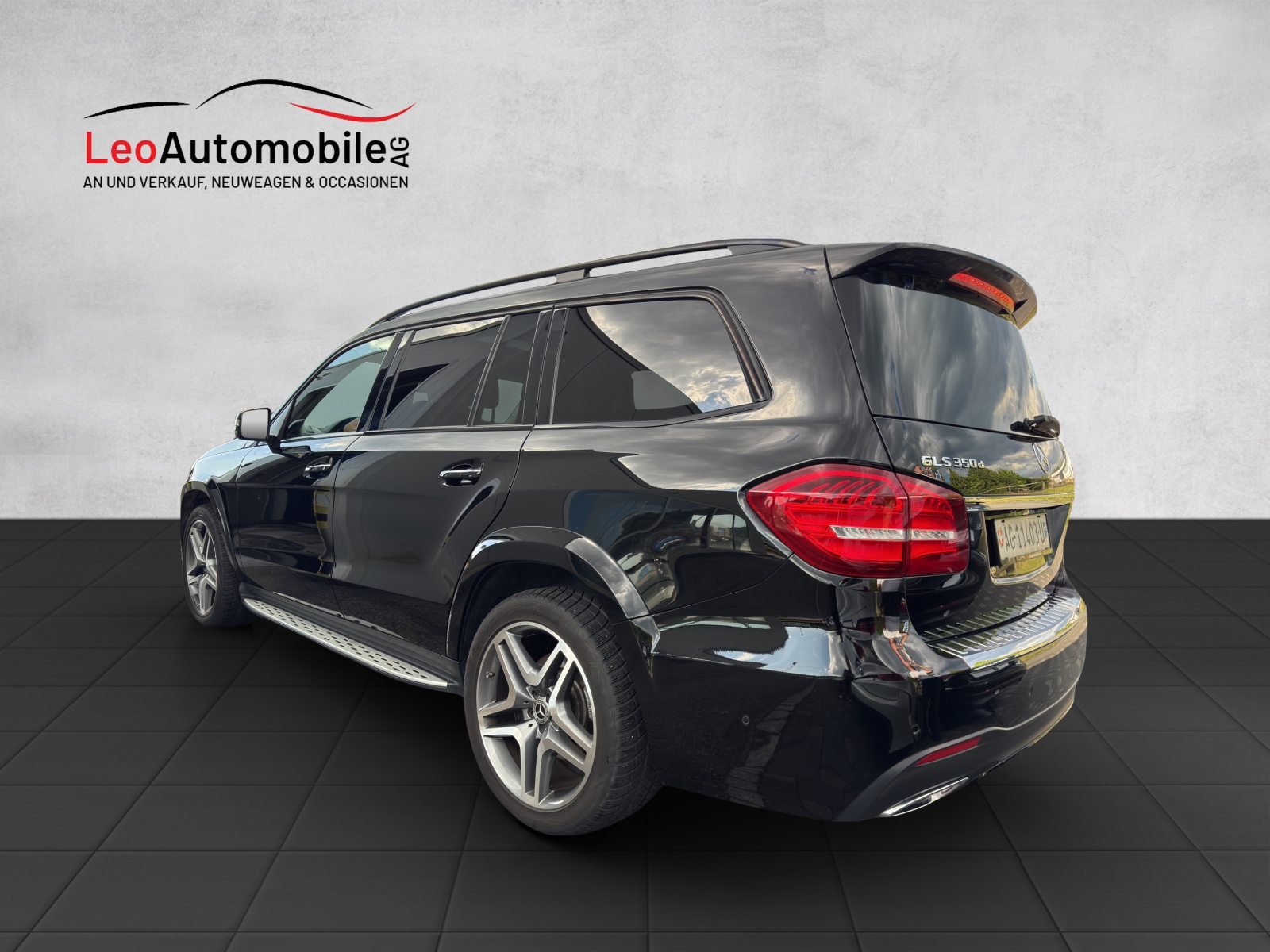 MERCEDES-BENZ GLS 350 d 4Matic 9G-TRONIC-showroom-element-2
