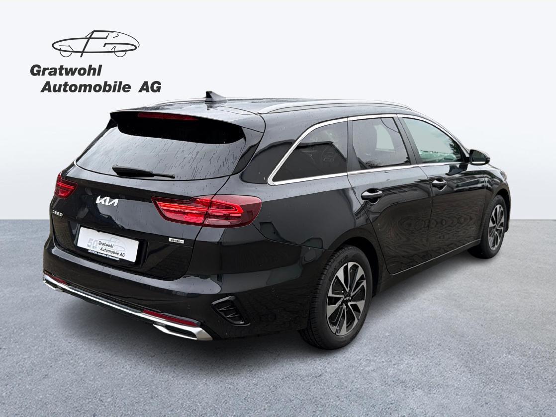KIA Ceed SW 1.6 GDi Plug-in Hybrid Style-image-4