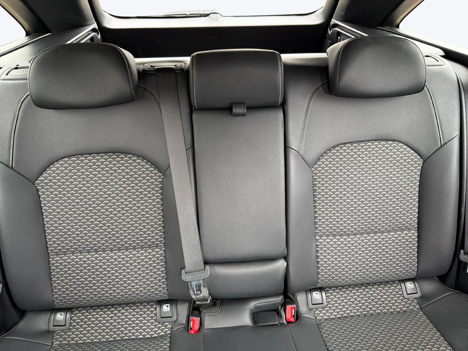 KIA Ceed SW 1.6 GDi Plug-in Hybrid Style-image-10