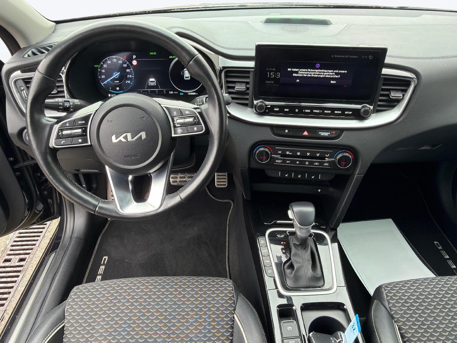 KIA Ceed SW 1.6 GDi Plug-in Hybrid Style-image-8