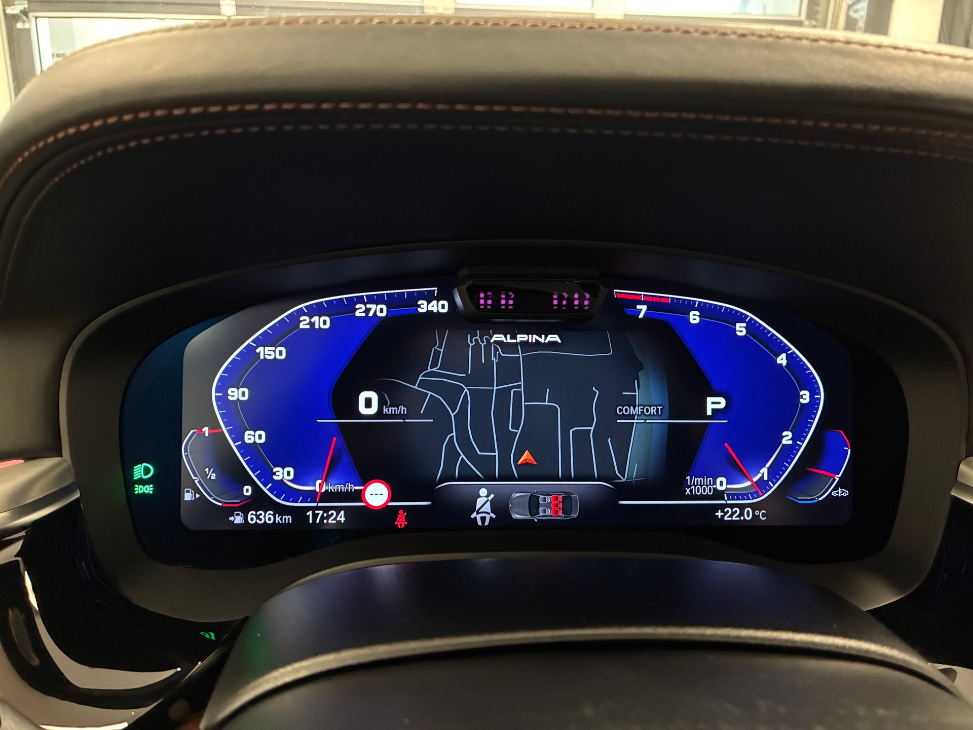 BMW-ALPINA B5 Touring 4.4 Biturbo 4x4-image-13
