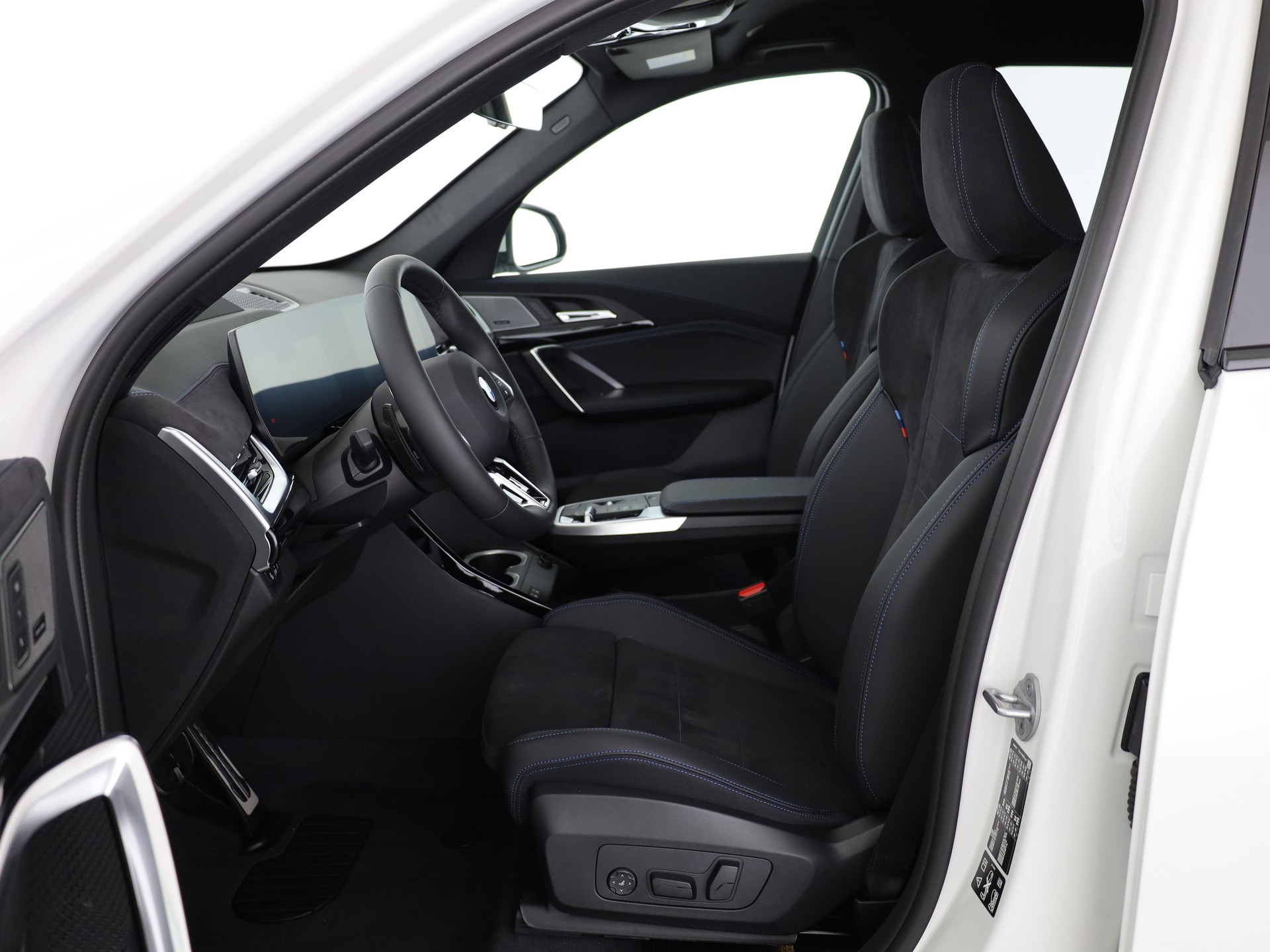 BMW X1 23i xDrive paddles-showroom-element-3