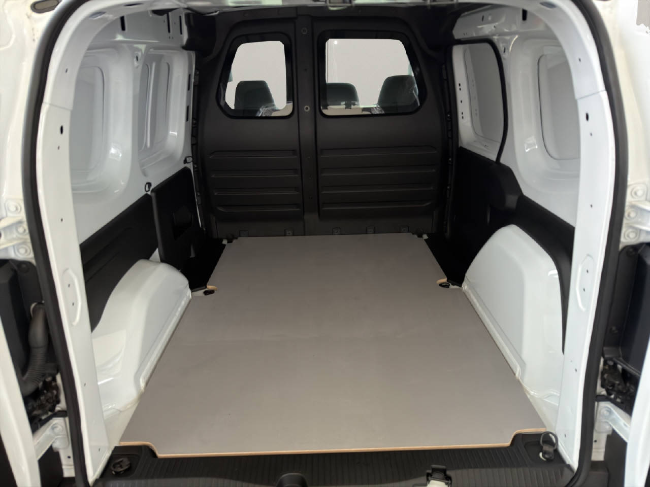 NISSAN Townstar Kaw. 2.0 t L1 1.3 DIG-T 130 N-Connecta-image-10