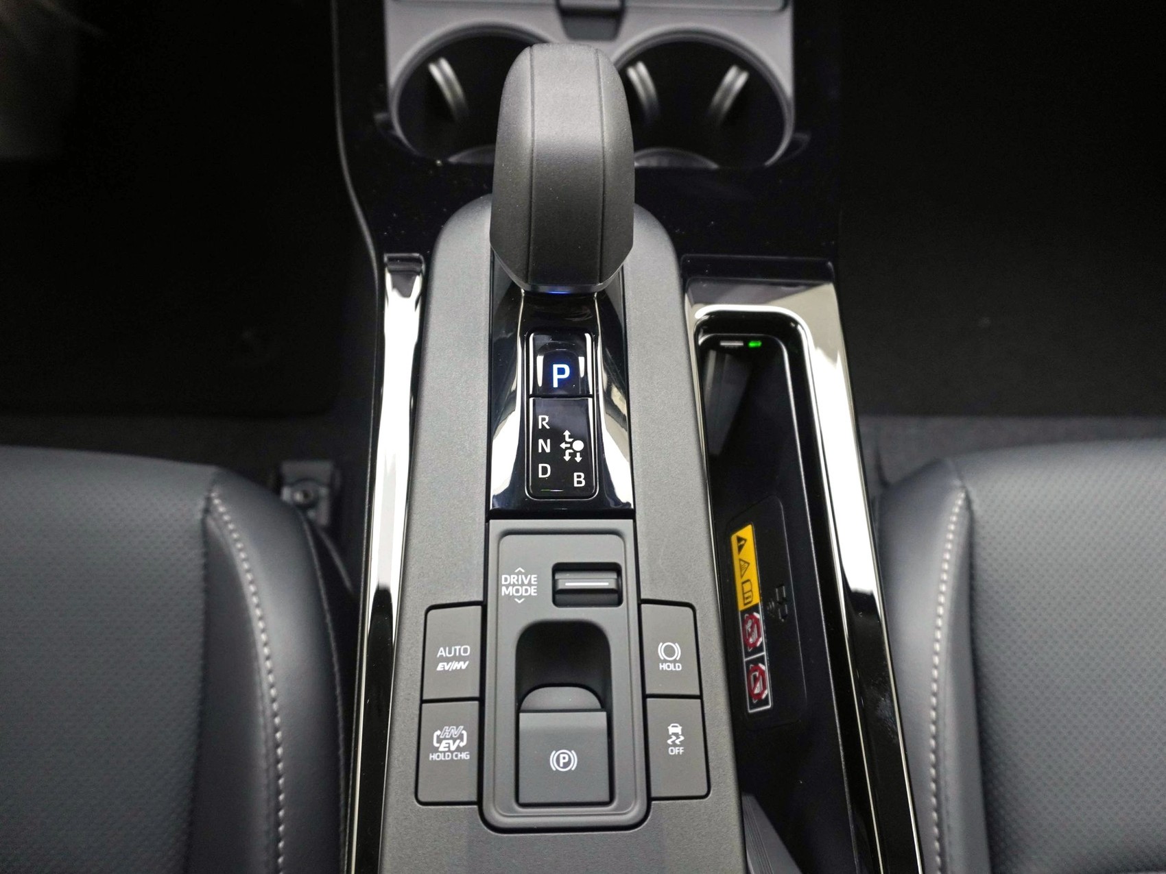 TOYOTA Prius 2.0 Plug-In-Hybrid Premium ** Sitz mit Memory **-image-16