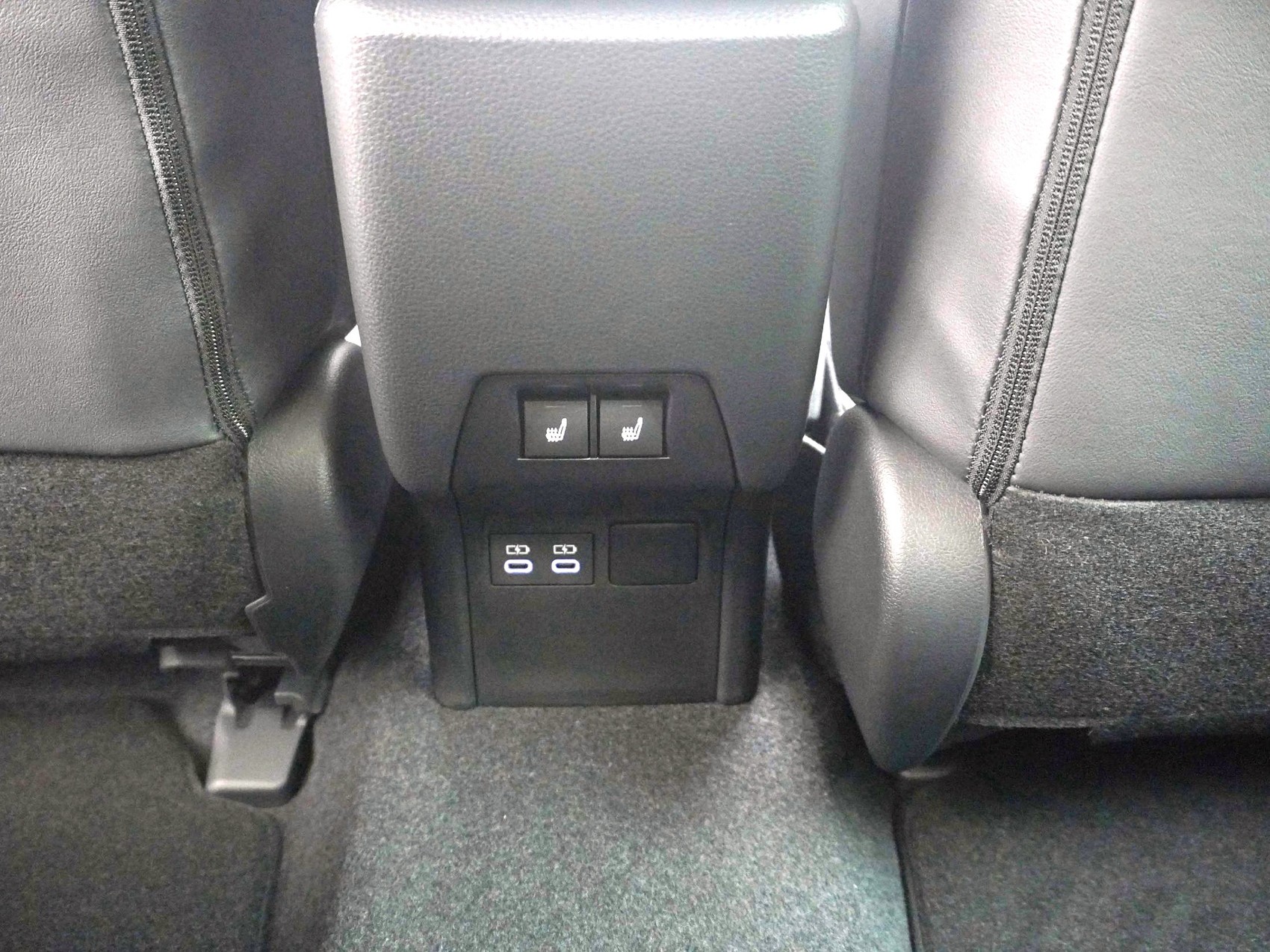 TOYOTA Prius 2.0 Plug-In-Hybrid Premium ** Sitz mit Memory **-image-17