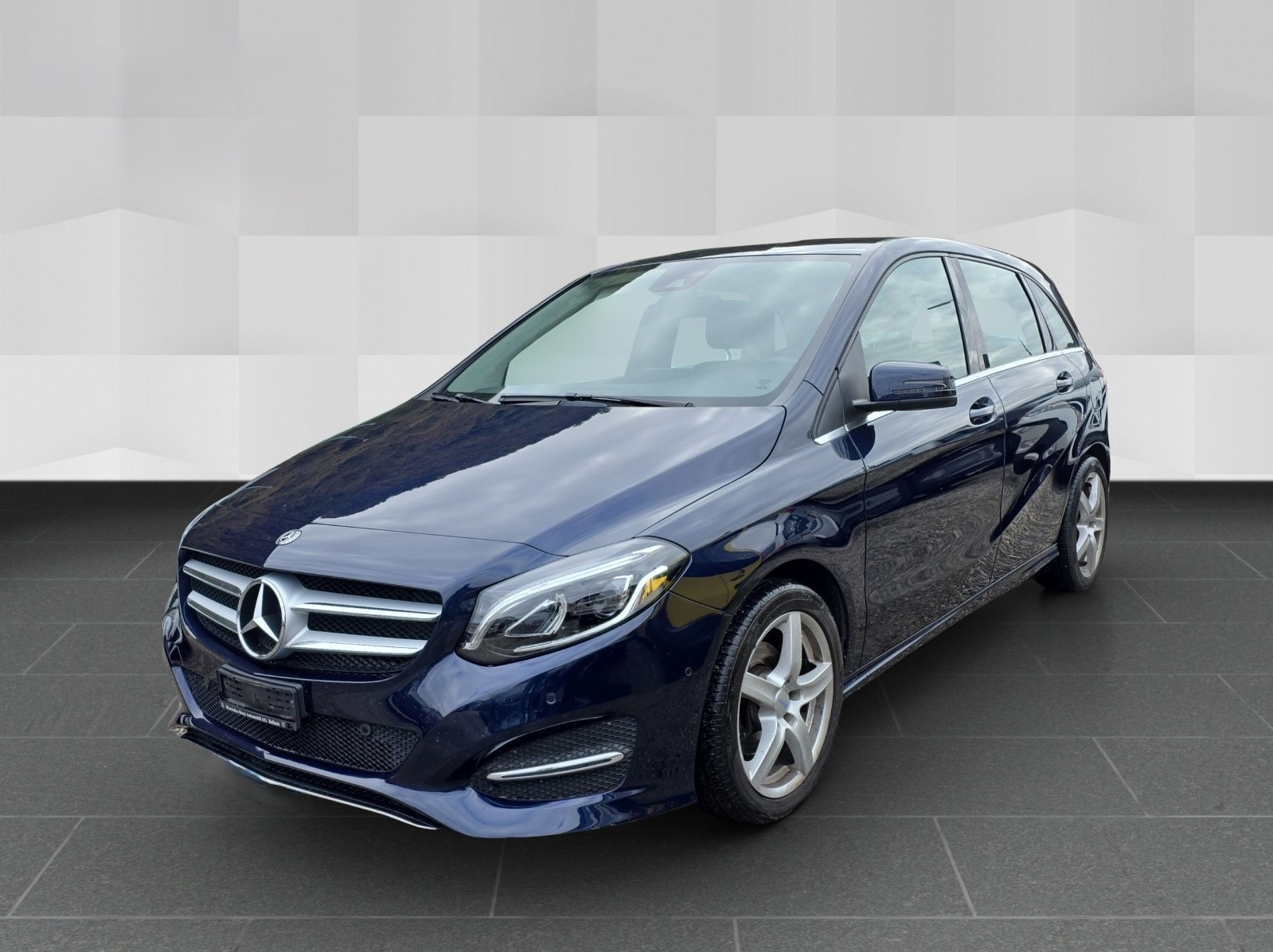 MERCEDES-BENZ B 220 Style 4Matic 7G-DCT-image-0