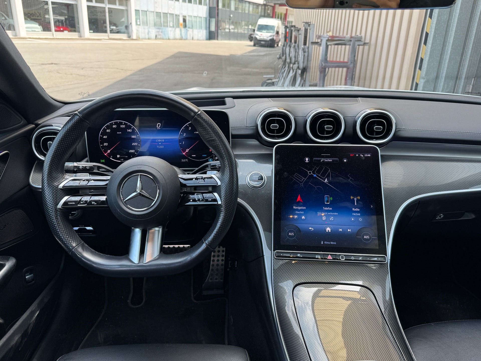 MERCEDES-BENZ C 200 T 4Matic AMG Line-image-10