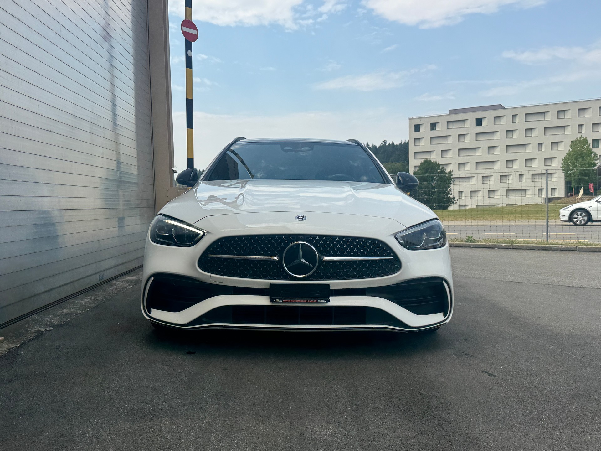 MERCEDES-BENZ C 200 T 4Matic AMG Line-image-1