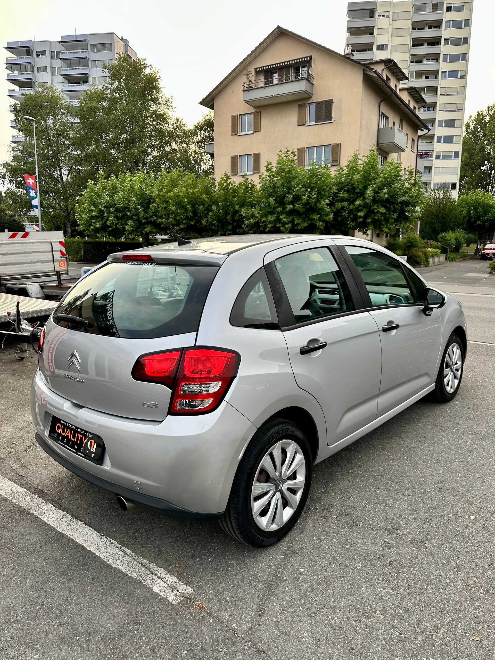 CITROEN C3 1.0i Attraction-image-3