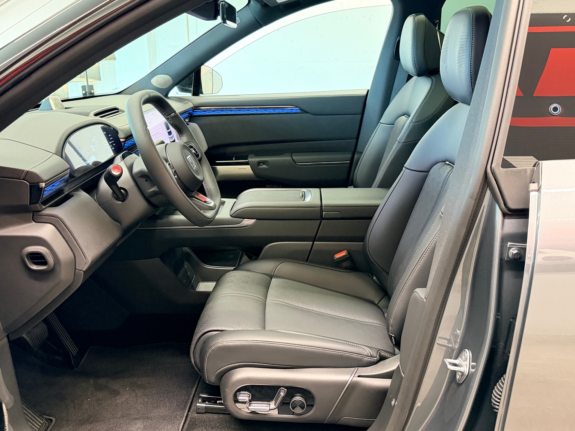 ZEEKR 7X 100kWh Privilege AWD-image-14