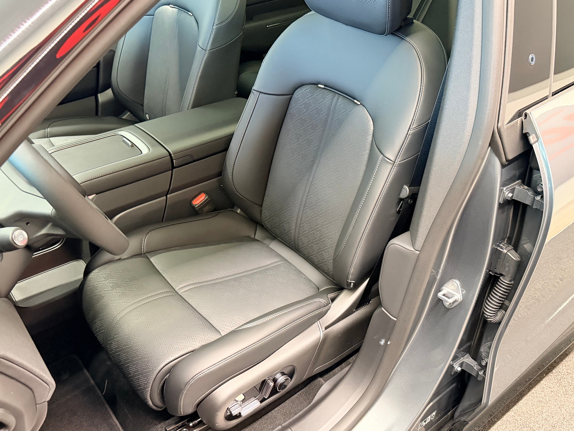 ZEEKR 7X 100kWh Privilege AWD-image-15