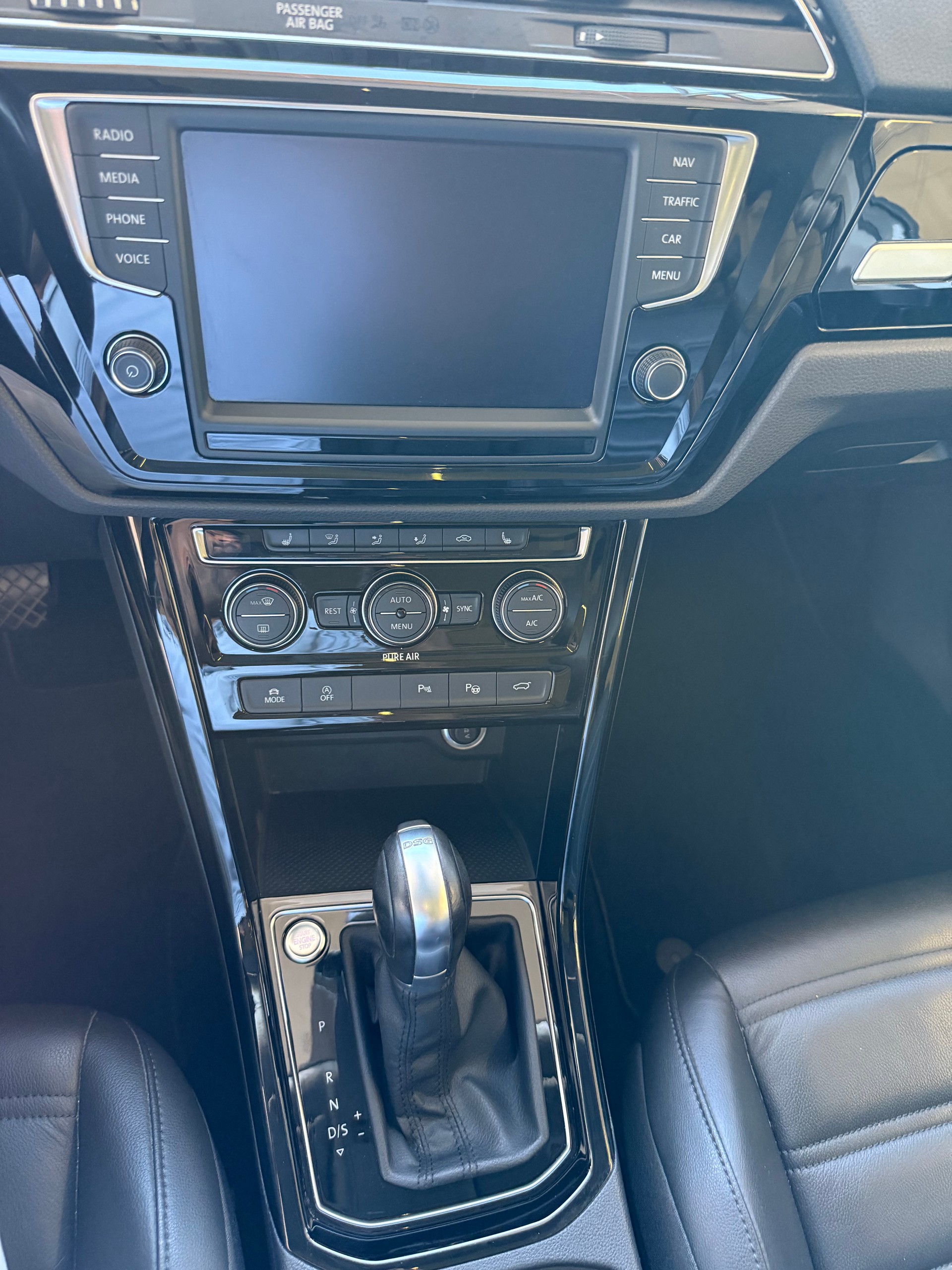 VW Touran 1.8 TSI BlueMotion Technology Highline DSG-image-14