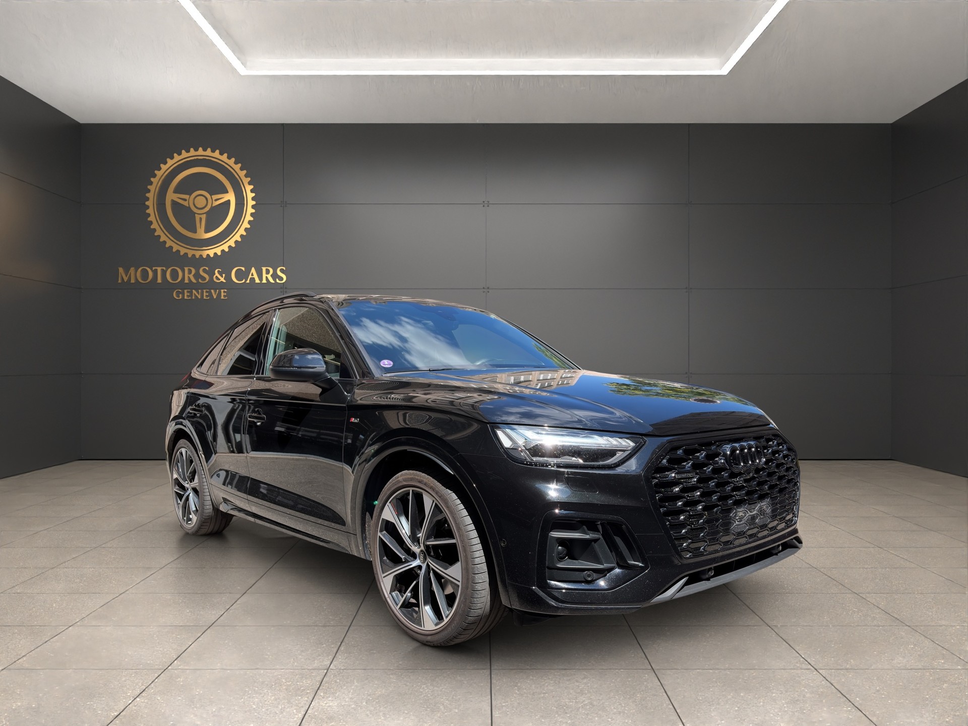 AUDI Q5 Sportback 45 TFSI S line quattro S-tronic-image-1