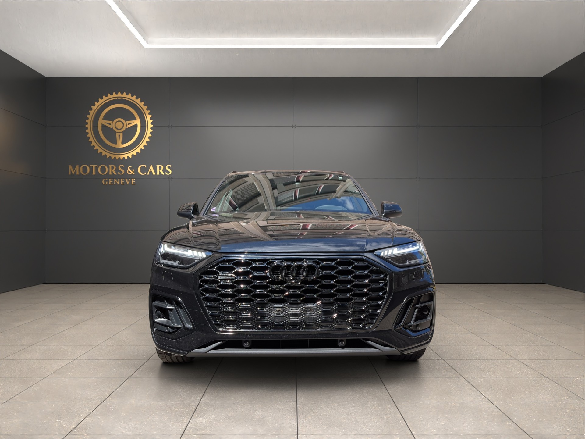AUDI Q5 Sportback 45 TFSI S line quattro S-tronic-image-2