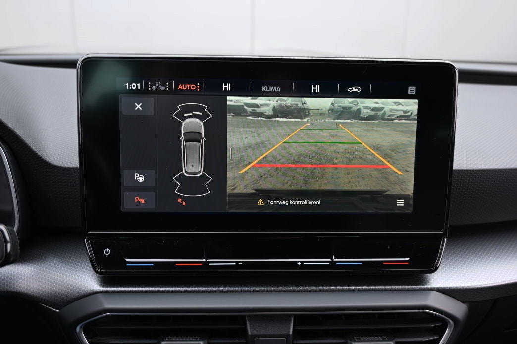 SEAT Leon ST 1.5 eTSI mHEV DSG Style-image-11