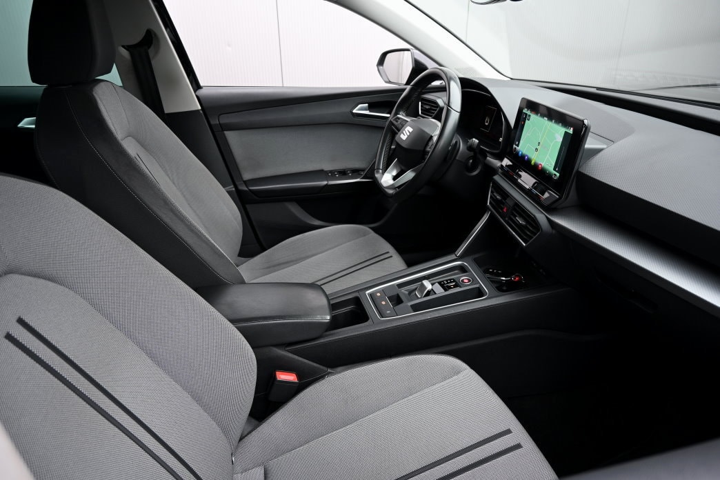 SEAT Leon ST 1.5 eTSI mHEV DSG Style-image-4